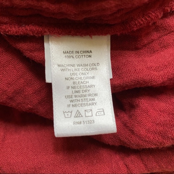 Rust solid red cotton gauze button up peasant boho cottagecore top blouse - Picture 4 of 4